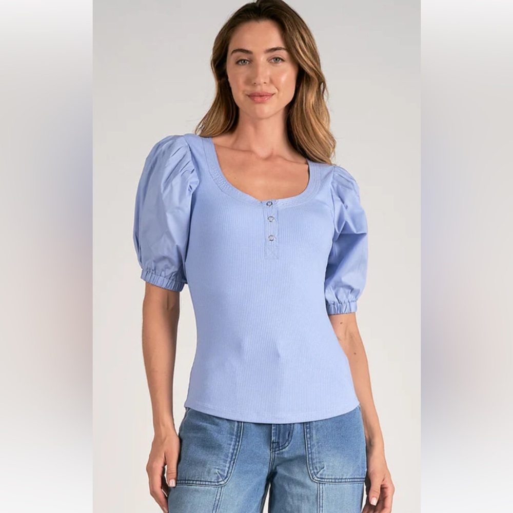 Elan periwinkle top. NWT
